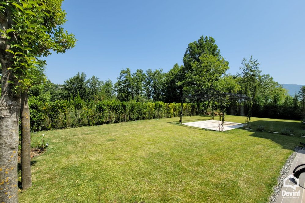 Tirane For Rent Villa Me shume se 4 dhoma Villa in a residential compound in Petrela area Villa Residential Complex