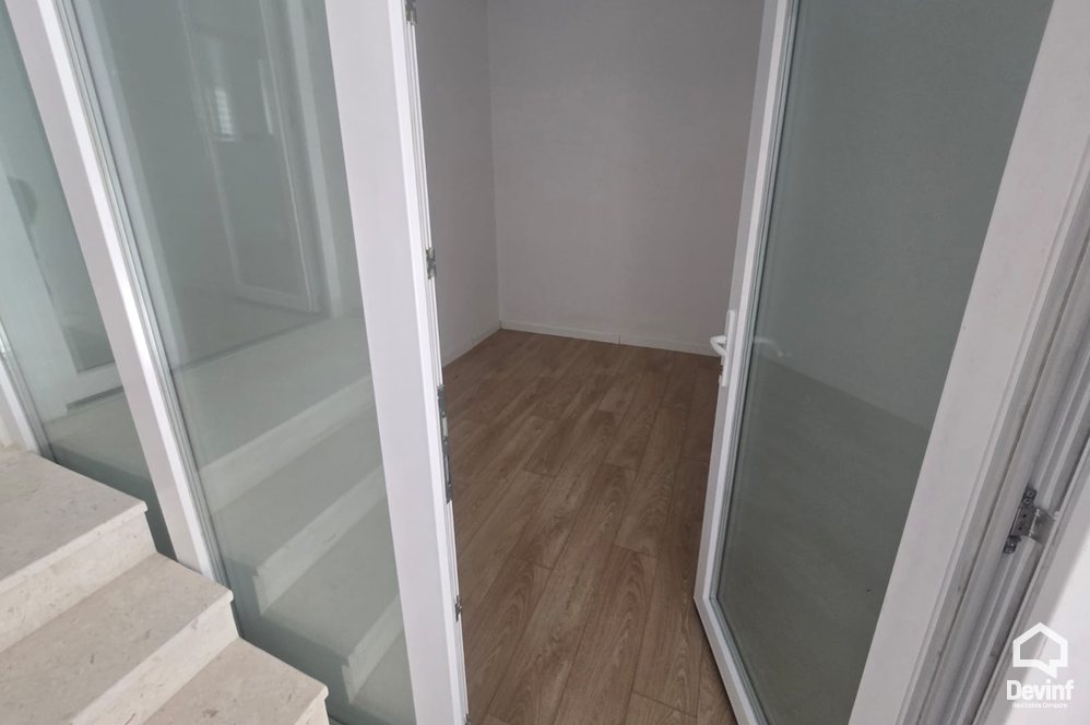 Tirane For Rent Shop  Shop close to Avni Rustemi Square Office qender estetike Shop Bar-Coffee restorant
