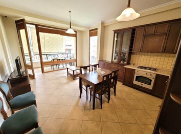 Apartament Qera Ne zonen e Bllokut
