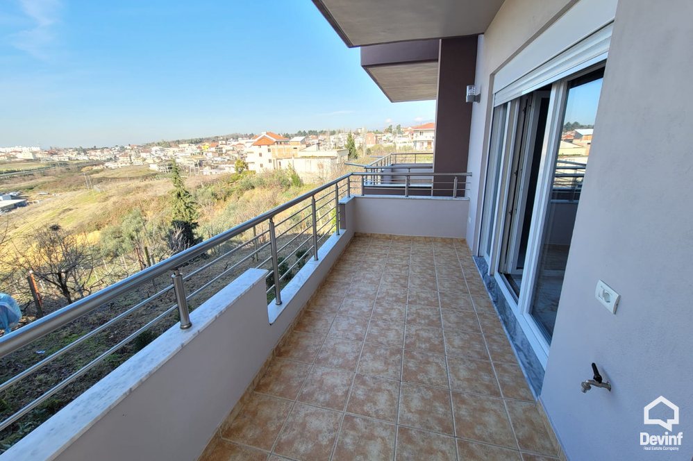 Tirane Qera Vile 3+1 Vile ne Sauk, Tirane vile dyshe vile e bashkangjitur