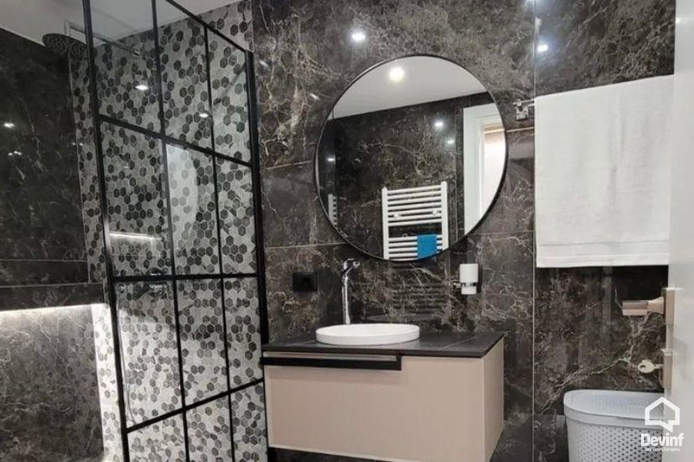 Tirane Qera Apartament 3+1+A Apartament i ri tek Sheshi Willson apartament