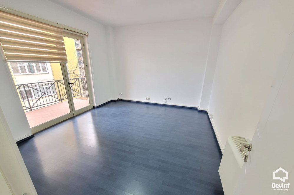 Tirane For Rent Office Me shume se 4 dhoma Office in the Blloku area Office