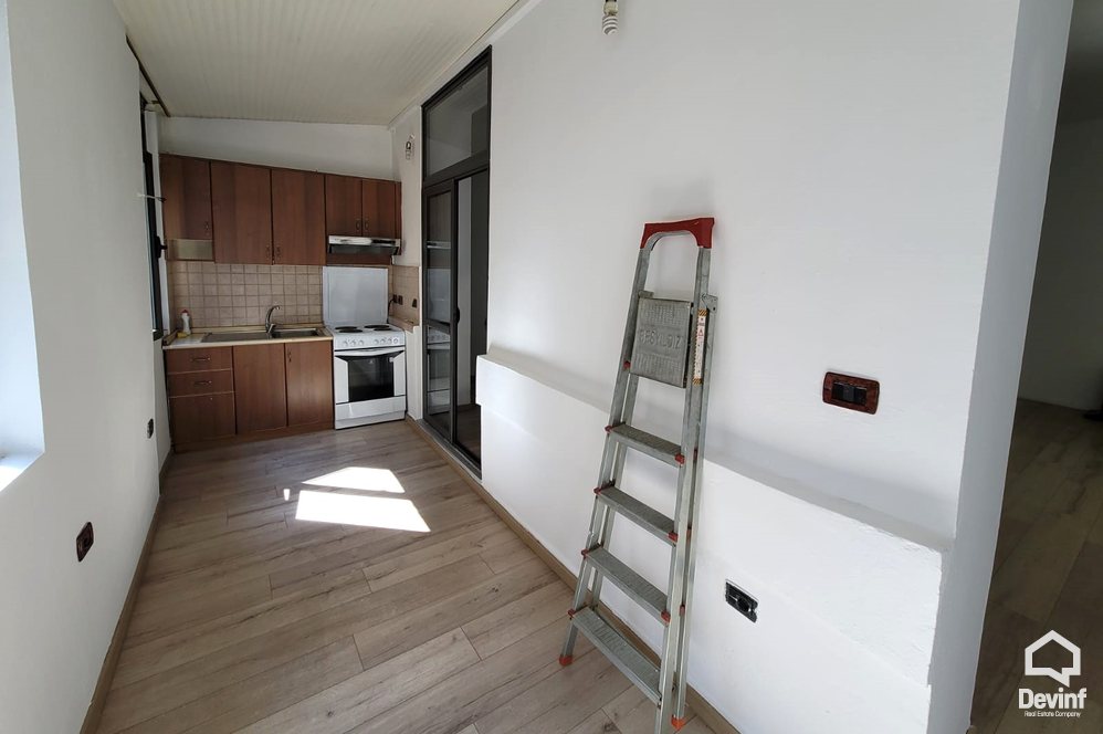Tirane Shitje Apartament 1+1 Apartament ne zonen e Bllokut apartament zyre