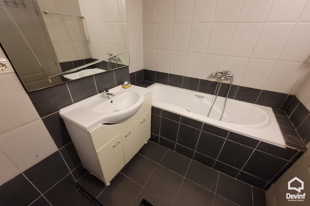 Tirane Shitje Apartament 1+1 Apartament ne zonen e Bllokut apartament zyre