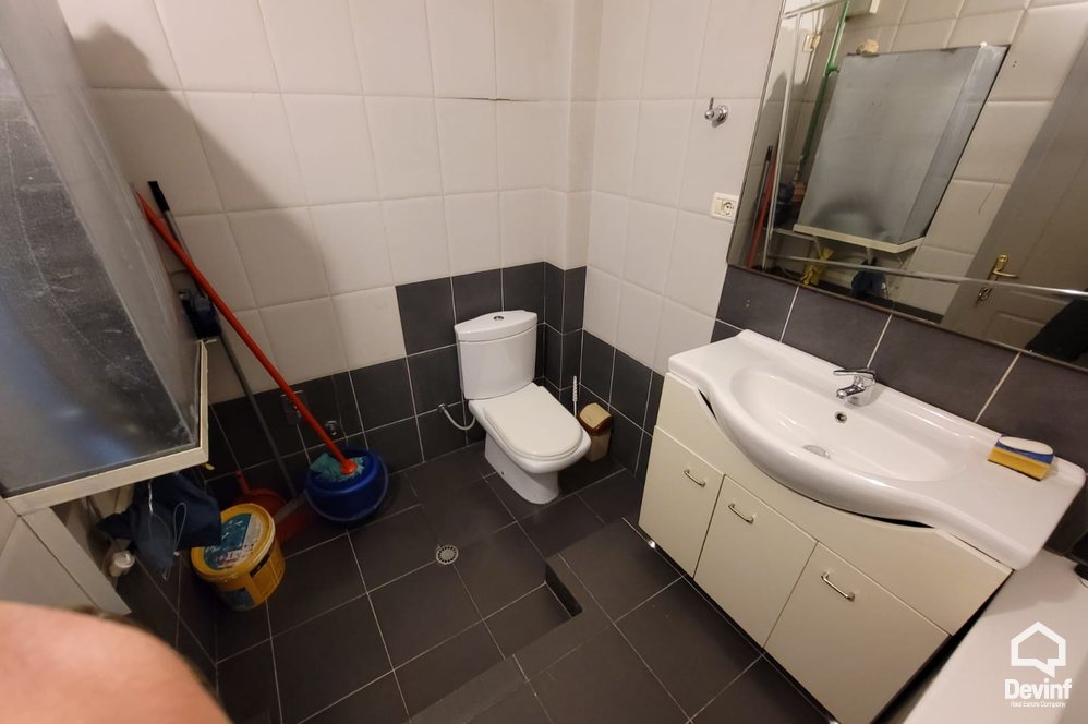 Tirane Shitje Apartament 1+1 Apartament ne zonen e Bllokut apartament zyre