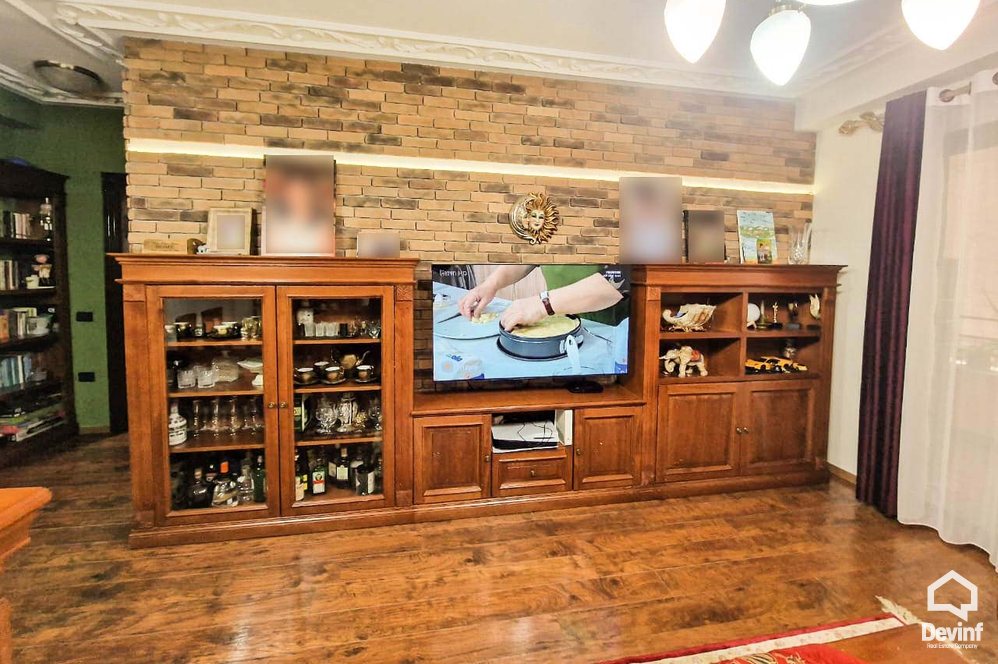 Tirane For Sale Apartment 3+1 Bill Klinton Street, Selite area Apartment