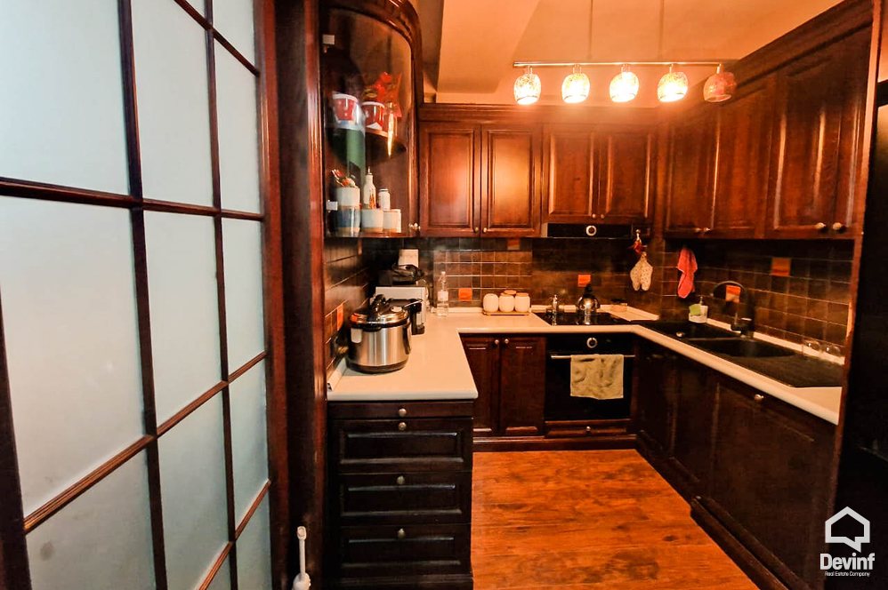 Tirane For Sale Apartment 3+1 Bill Klinton Street, Selite area Apartment