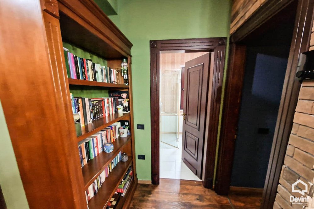 Tirane For Sale Apartment 3+1 Bill Klinton Street, Selite area Apartment