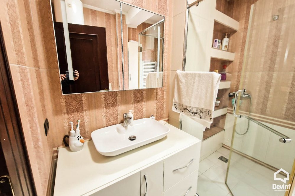 Tirane For Sale Apartment 3+1 Bill Klinton Street, Selite area Apartment