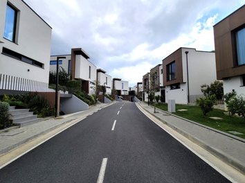 Vile Qera Ne kompleks residencial prane TEG