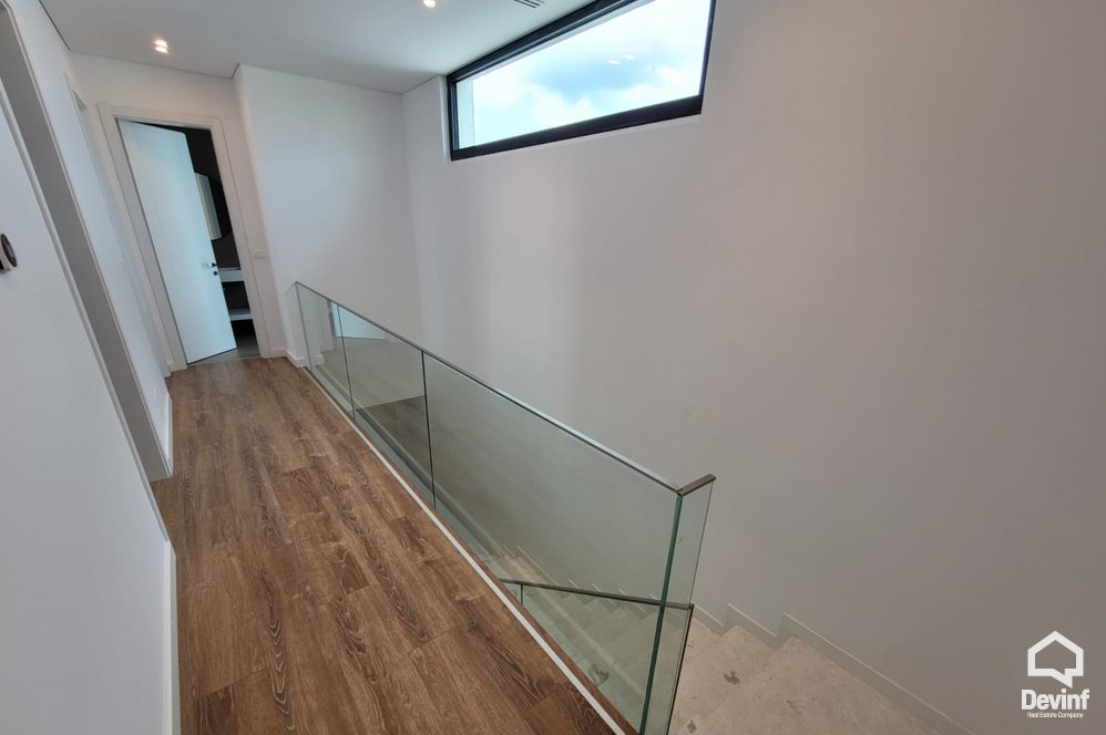 Tirane For Rent Villa Me shume se 4 dhoma In a residential compound close to TEG Shopping Mall Villa Residential Complex