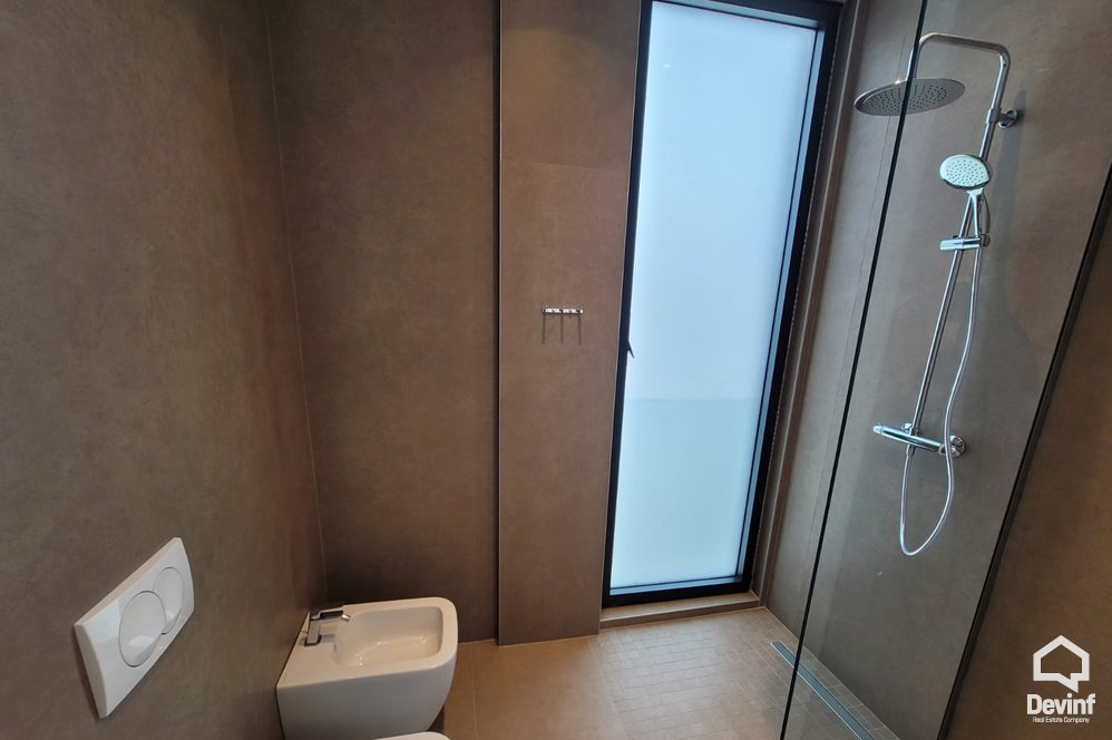 Tirane For Rent Villa Me shume se 4 dhoma In a residential compound close to TEG Shopping Mall Villa Residential Complex