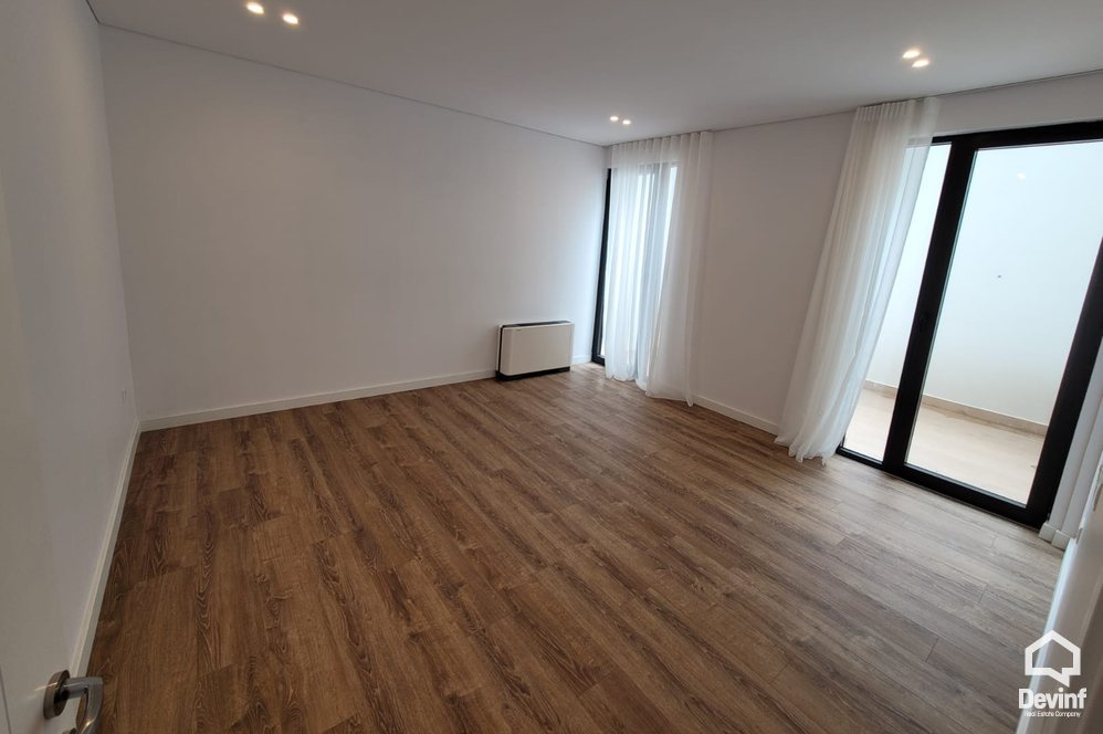 Tirane For Rent Villa Me shume se 4 dhoma In a residential compound close to TEG Shopping Mall Villa Residential Complex
