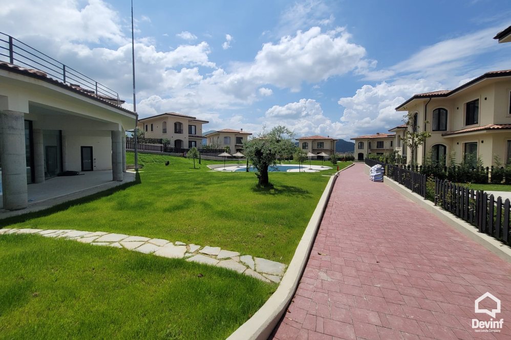 Tirane For Rent Villa 3+1+A A villa in a residential compound near TEG Villa Residential Complex