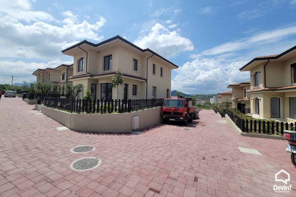 Tirane For Rent Villa 3+1+A A villa in a residential compound near TEG Villa Residential Complex