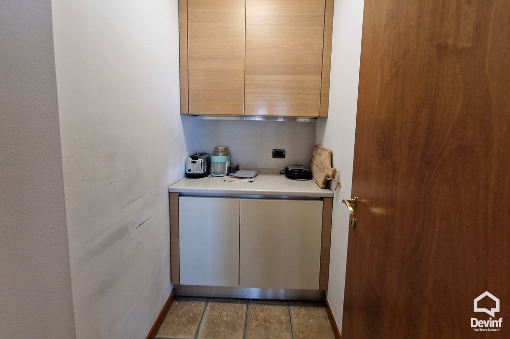 Tirane Qera Apartament 3+1  apartament penthouse