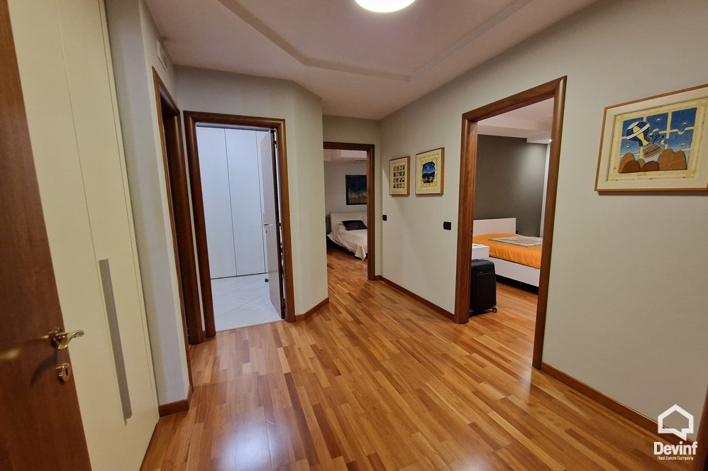 Tirane Qera Apartament 3+1  apartament penthouse