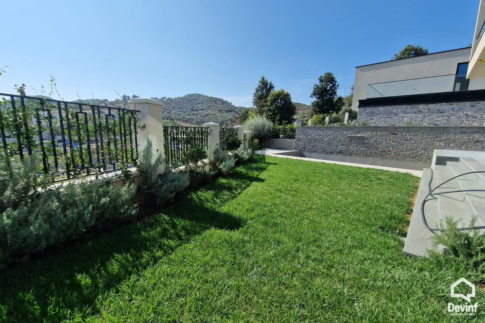 Tirane Qera Vile 3+1 Kompleks Rezidencial ne Mjull Bathore, prane TEG vile kompleks rezidencial