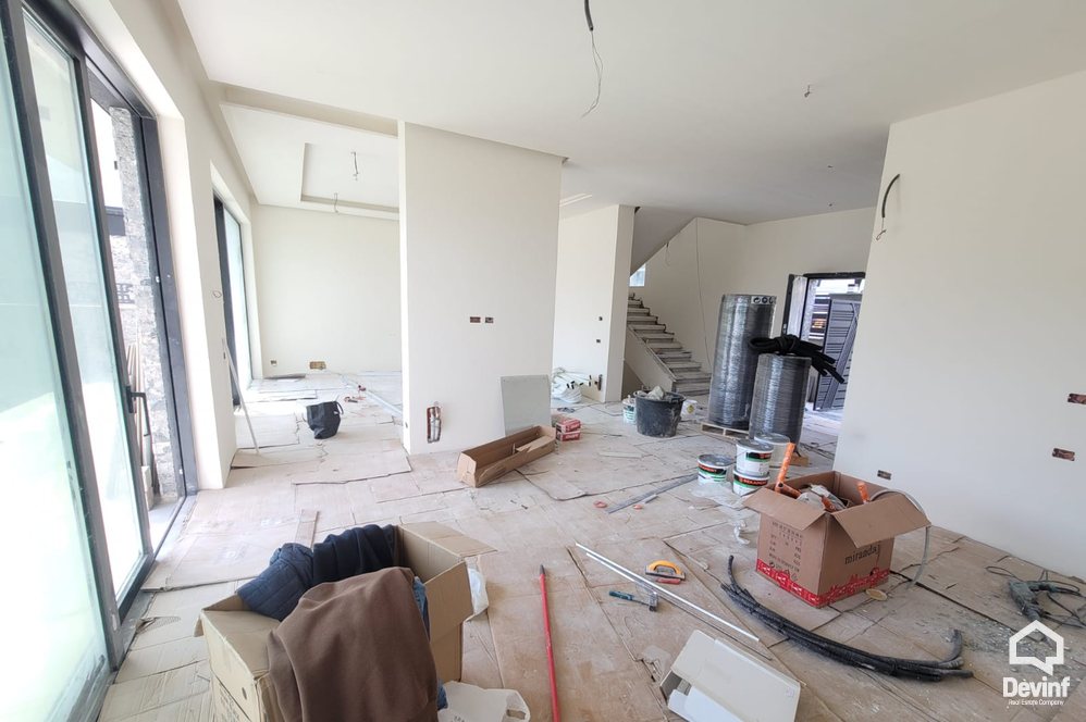 Tirane Qera Vile 3+1 Kompleks Rezidencial ne Mjull Bathore, prane TEG vile kompleks rezidencial