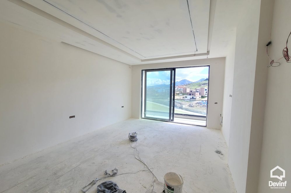 Tirane Qera Vile 3+1 Kompleks Rezidencial ne Mjull Bathore, prane TEG vile kompleks rezidencial