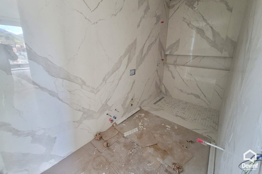 Tirane Qera Vile 3+1 Kompleks Rezidencial ne Mjull Bathore, prane TEG vile kompleks rezidencial