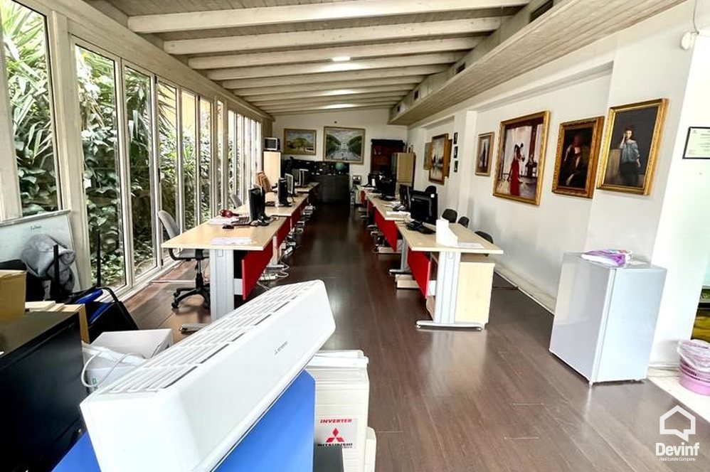 Tirane For Sale Office  Elbasani street Office qender estetike qender masazhi spa Shop Bar-Coffee klinike dentare show room palester restorant kopesht femijesh market shkolle kursesh call center