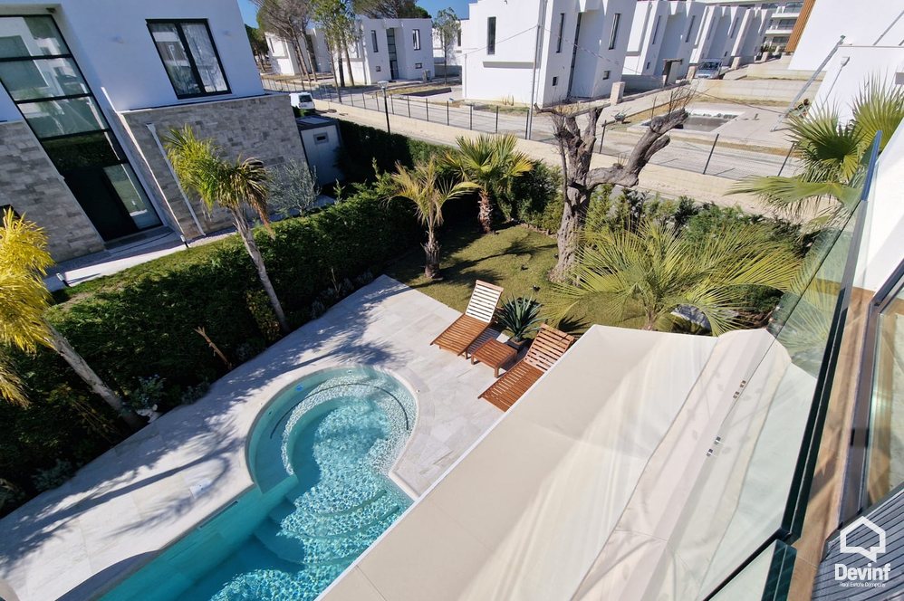 Durres Shitje Vile  Kompleksi Rezidencial, San Pietro Resort, Gjiri i Lalezit vile bregdet kompleks rezidencial