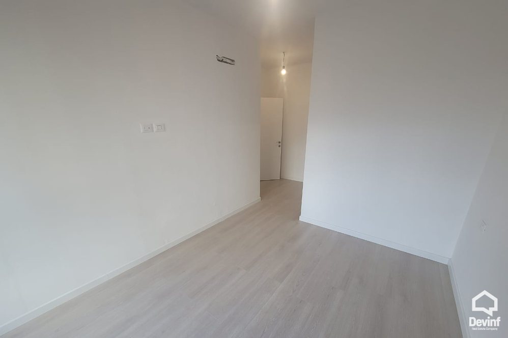 Tirane Qera Zyre 2+1 Zyre prane Rruges Myslym Shyri apartament zyre