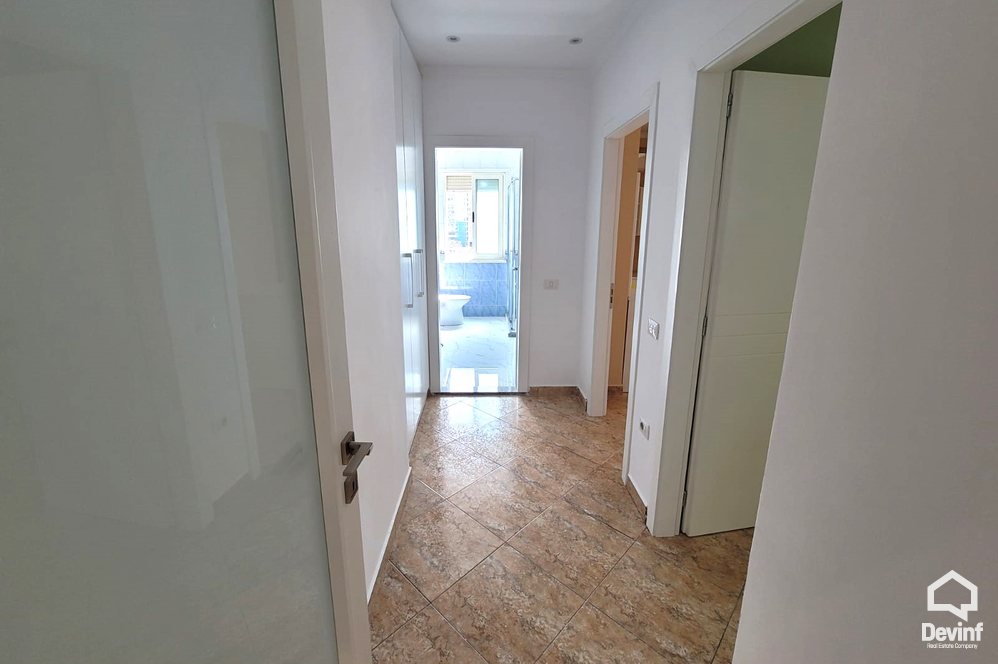Tirane Qera Apartament 2+1+A Apartamenti ndodhet ne Rr. Don Bosko apartament