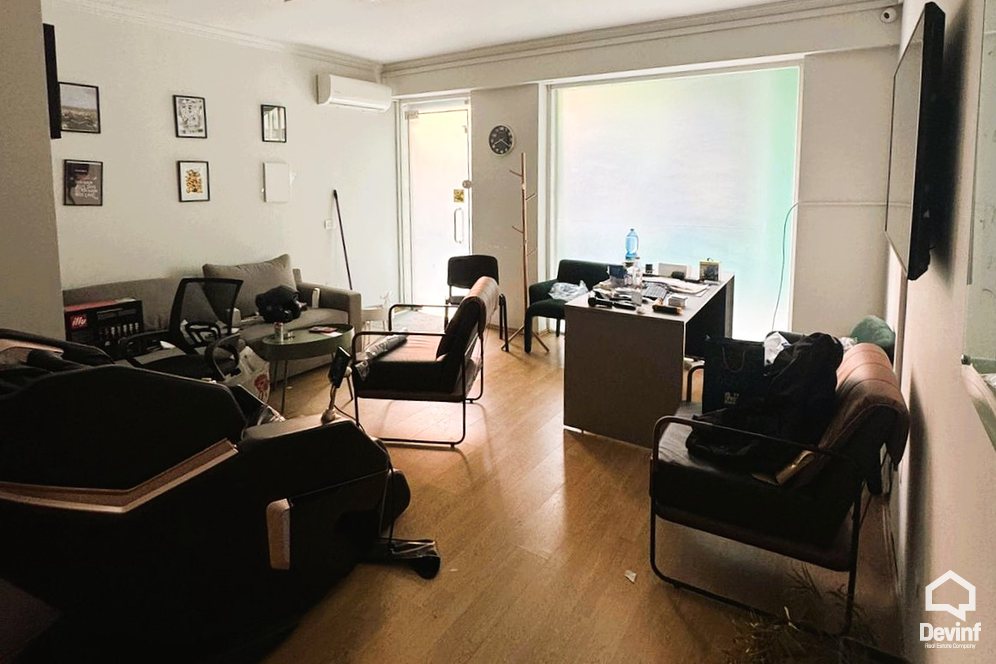 Tirane Qera Zyre  Zyre per qira tek Rr. Komuna e Parisit zyre dyqan