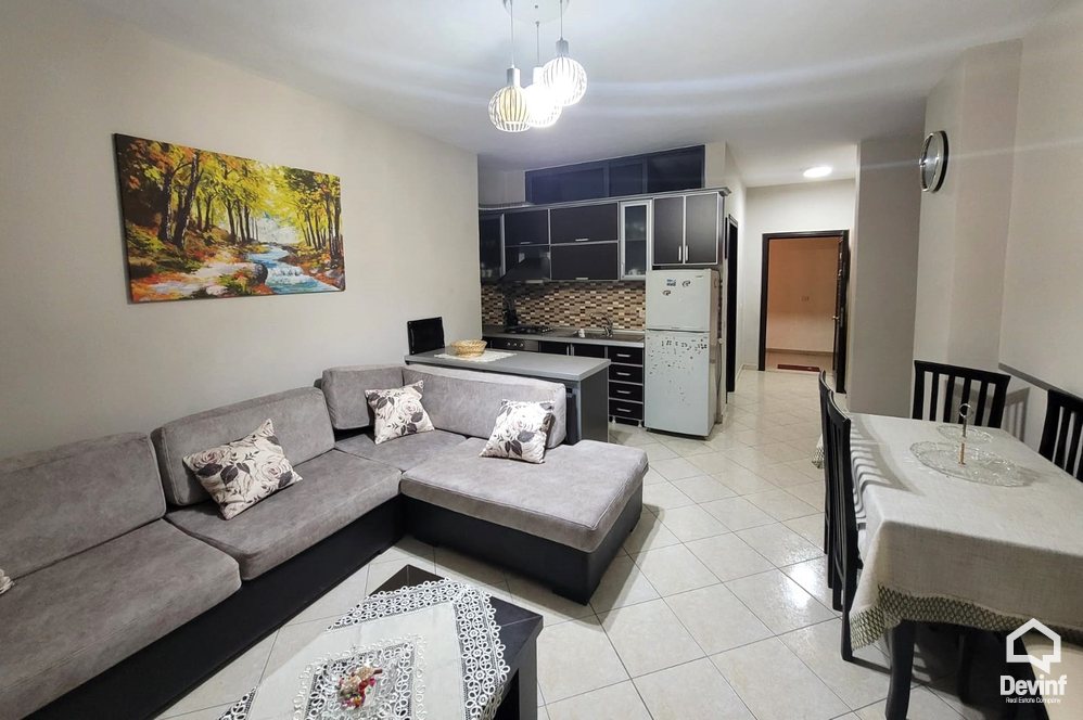 Tirane Qera Apartament 1+1+A Apartament prane Restorant Freskut apartament