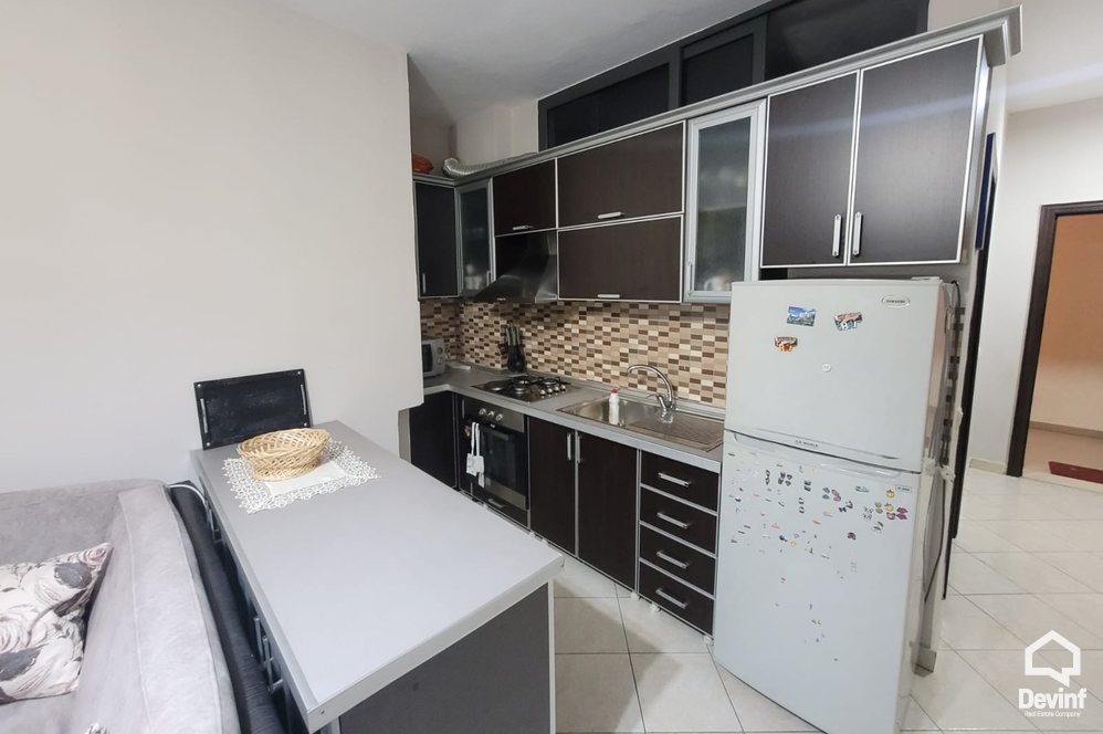 Tirane Qera Apartament 1+1+A Apartament prane Restorant Freskut apartament