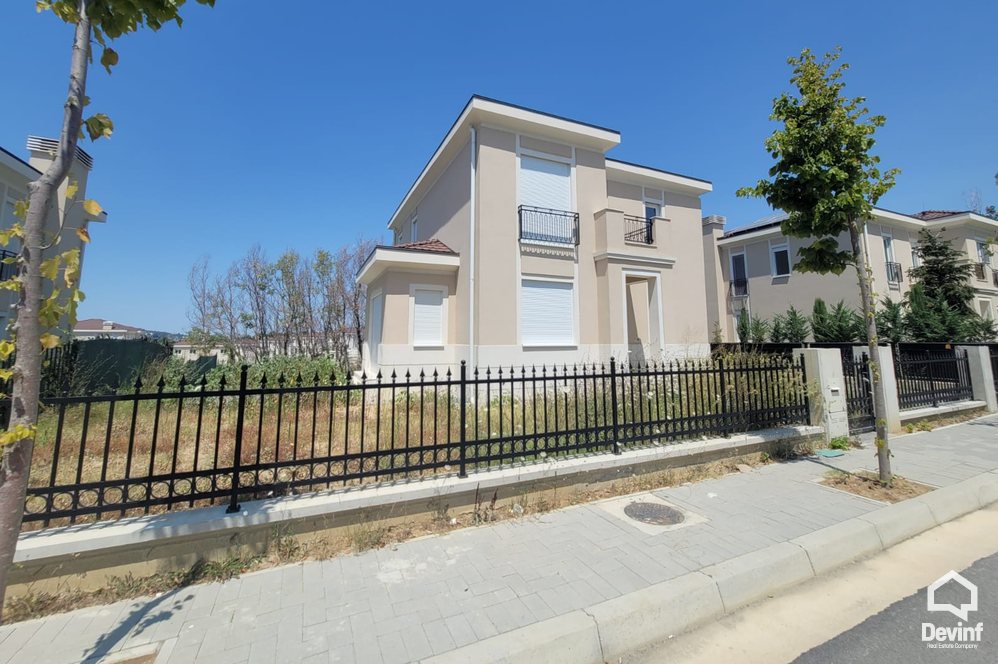Tirane For Rent Villa  Villa for rent in the area of ​​TEG Shopping Mall Villa Residential Complex investim For Rent