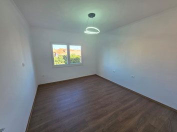 Apartament Shitje Rruga Xhanfize Keko, tek Xhamlliku