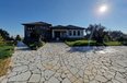 Durres Shitje Hotel  Shenavlash hotel restorant bujtine toke per agroturizem