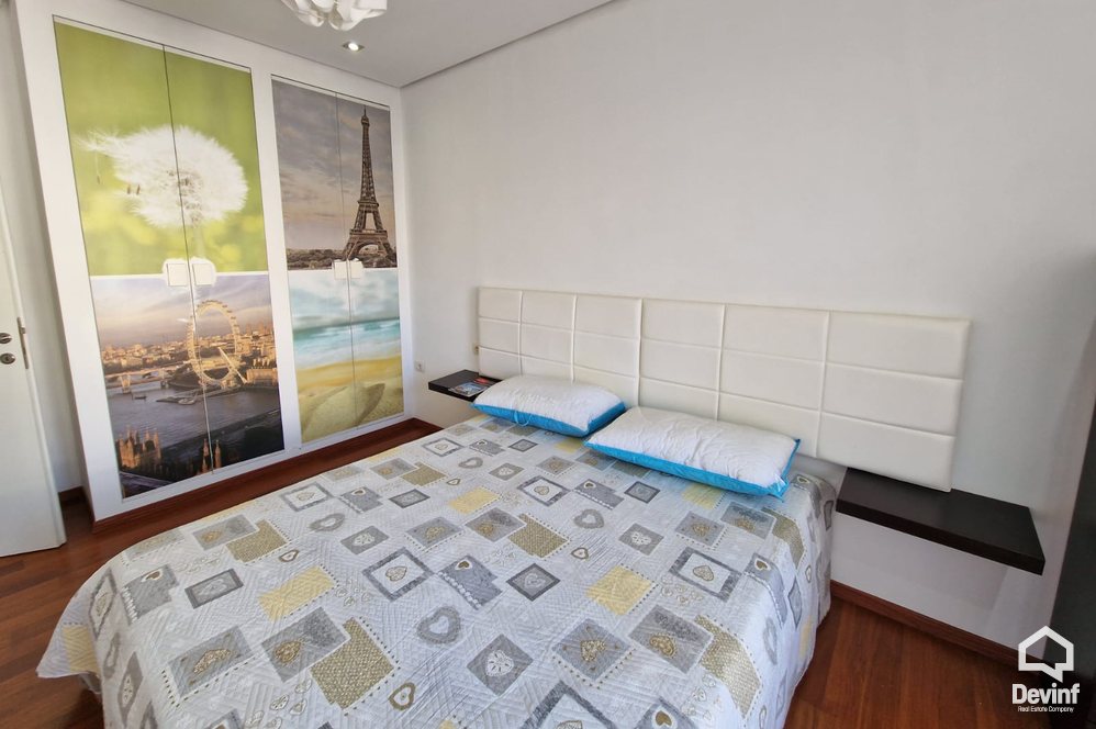 Tirane Qera Apartament 1+1 Prane Toptani Shopping Center apartament