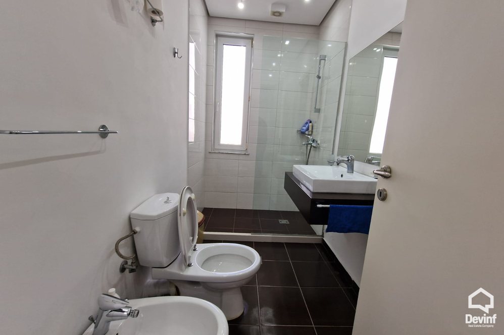Tirane Qera Apartament 1+1 Prane Toptani Shopping Center apartament
