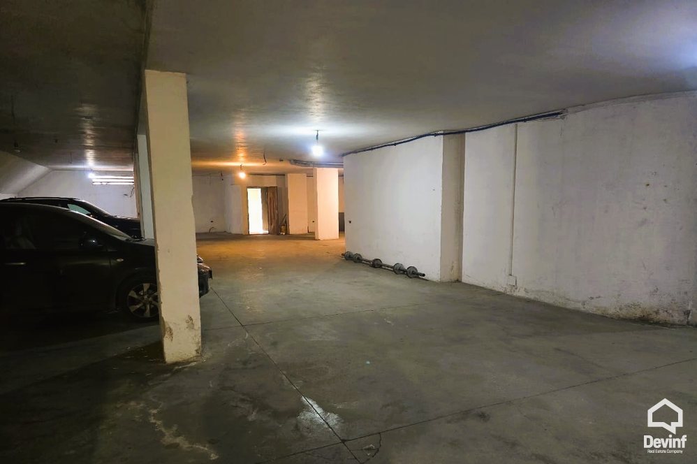 Tirane For Rent Basement/Garage  Garage/Basement at the Paris Commune Roundabout Garage Semibasement