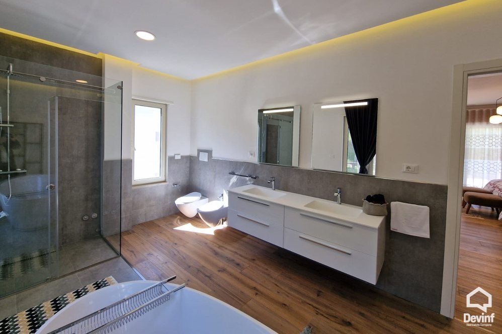Tirane For Sale Villa  Vishnje area Villa