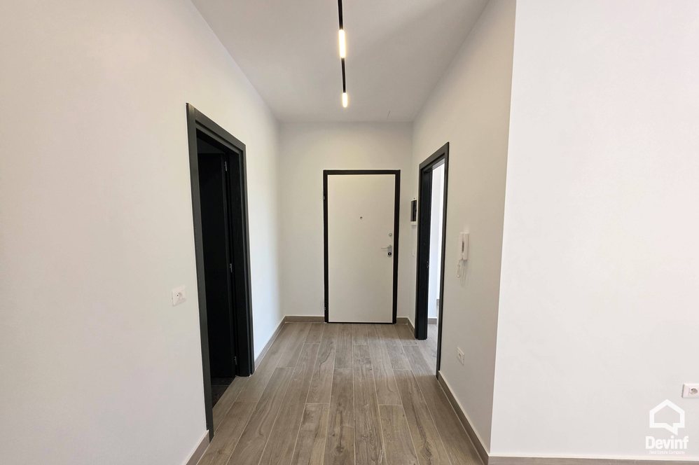 Tirane For Rent Office 2+1 Komuna e Parisit Apartment Office klinike