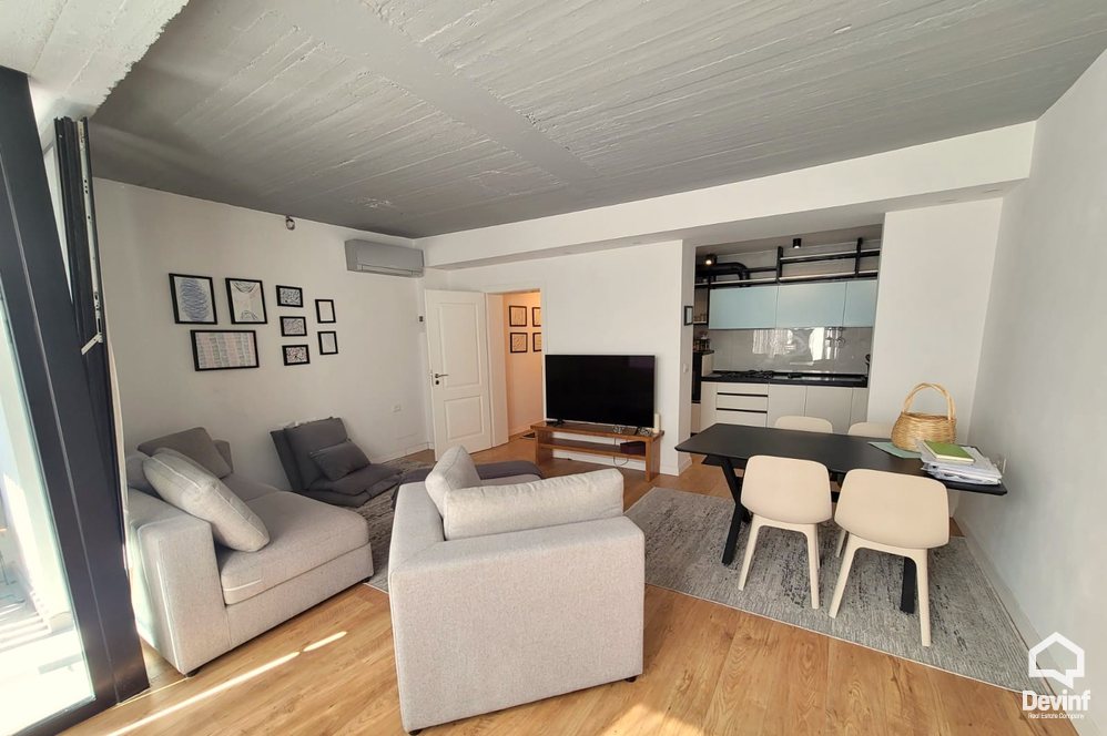 Tirane For Rent Apartment 2+1 The apartment is located in Blloku area Apartment