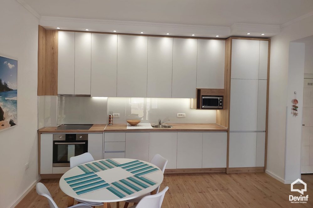 Vlore Shitje Apartament 1+1 Orikum apartament bregdet turistike Booking/AirBnB