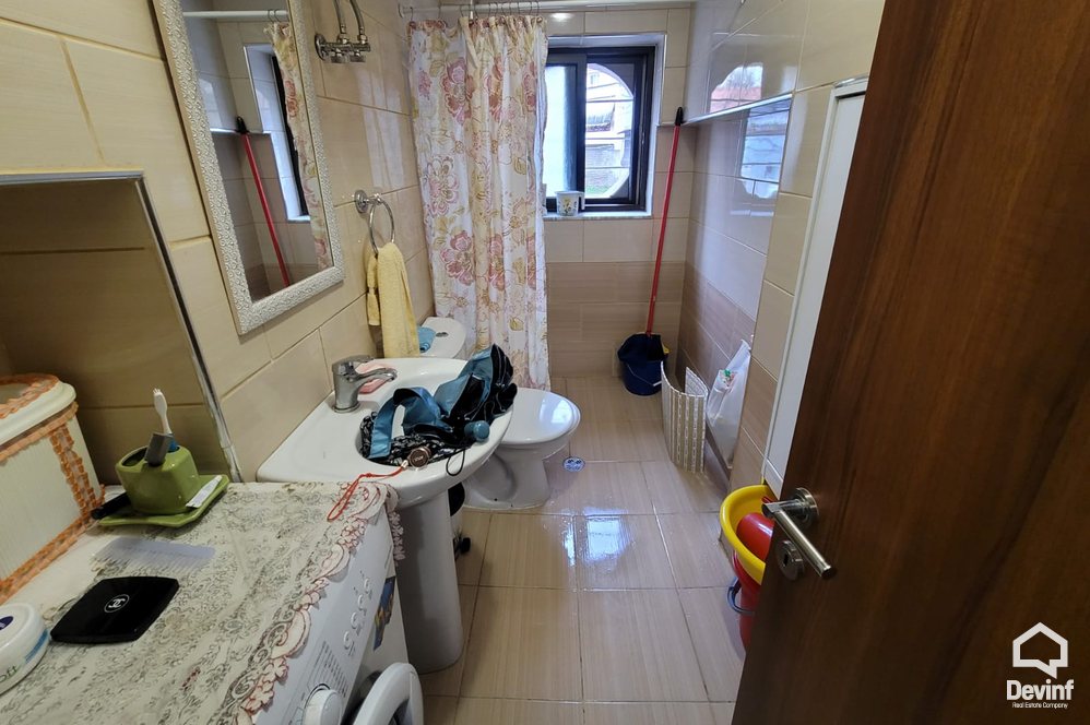 Tirane For Rent Apartment 2+1 Apartment for business in the 1 Maji Block area, on the edge of the Small Ring Road Office qender estetike qender masazhi klinike dentare studio ligjore Klinike Fizioterapienoter