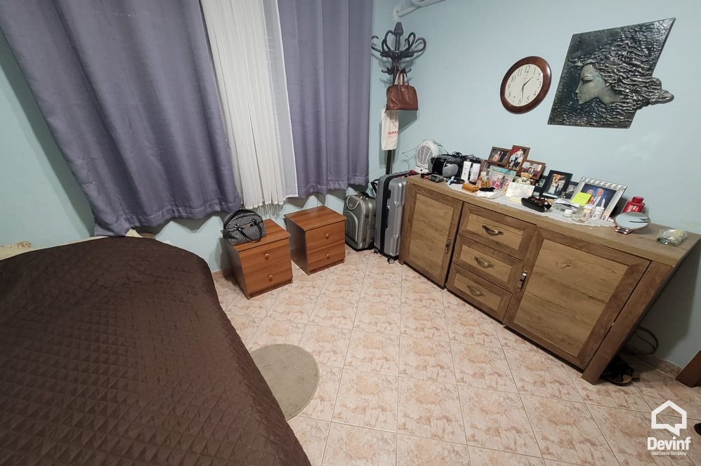 Tirane For Rent Apartment 2+1 Apartment for business in the 1 Maji Block area, on the edge of the Small Ring Road Office qender estetike qender masazhi klinike dentare studio ligjore Klinike Fizioterapienoter