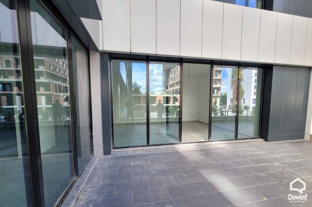 Tirane For Rent Office  Office in a residential complex on Kavaja Street Office klinike dentare Office spa klinike dentare Klinike Fizioterapie