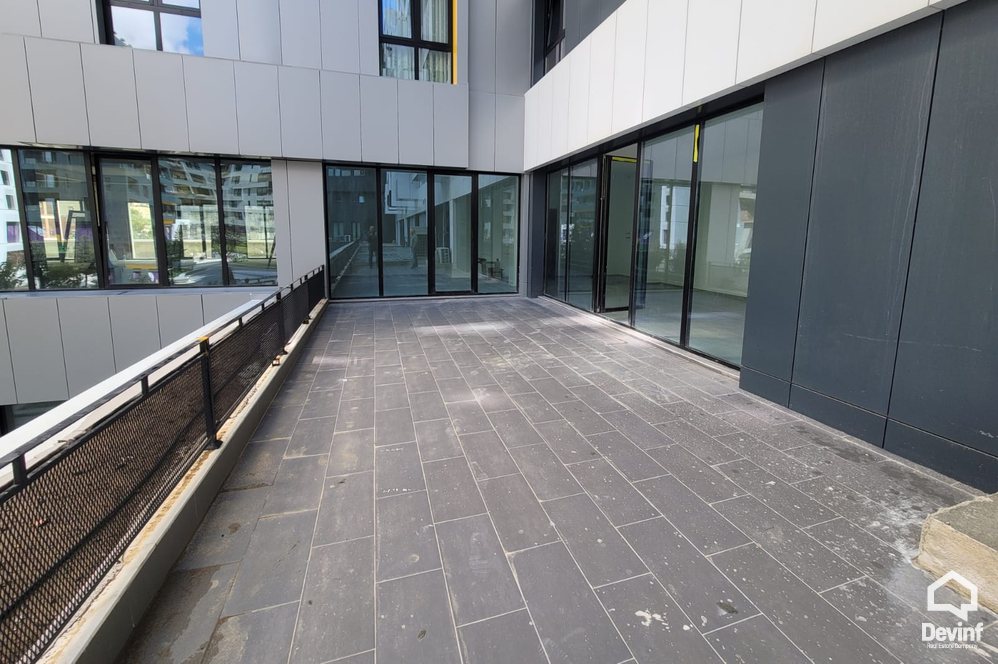 Tirane For Rent Office  Office in a residential complex on Kavaja Street Office klinike dentare Office spa klinike dentare Klinike Fizioterapie