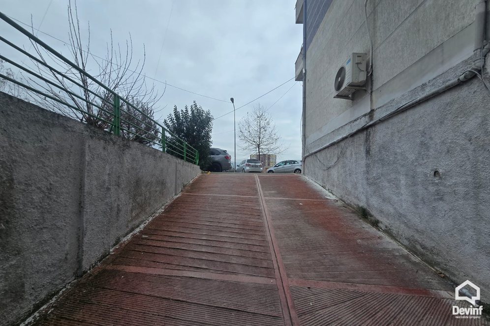 Tirane For Rent Basement/Garage   Premises for sale at Kthesa e Kamzes punishte Warehouse