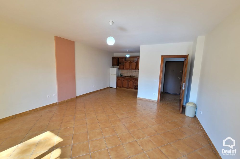 Tirane Qera Zyre 3+1 Zyre me qera ne Rrugen Elbasanit apartament zyre