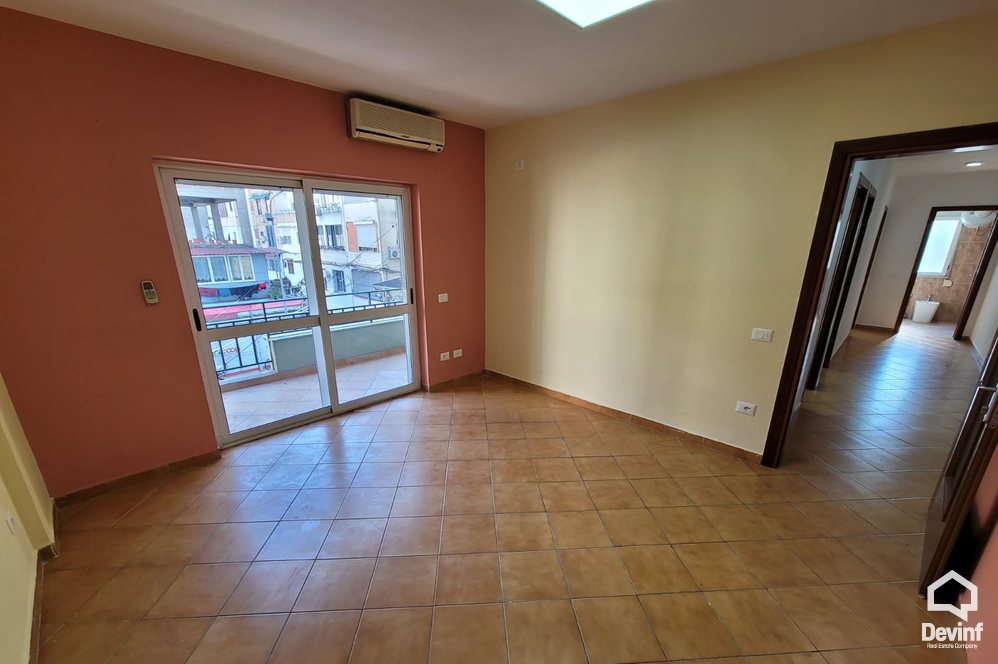 Tirane Qera Zyre 3+1 Zyre me qera ne Rrugen Elbasanit apartament zyre