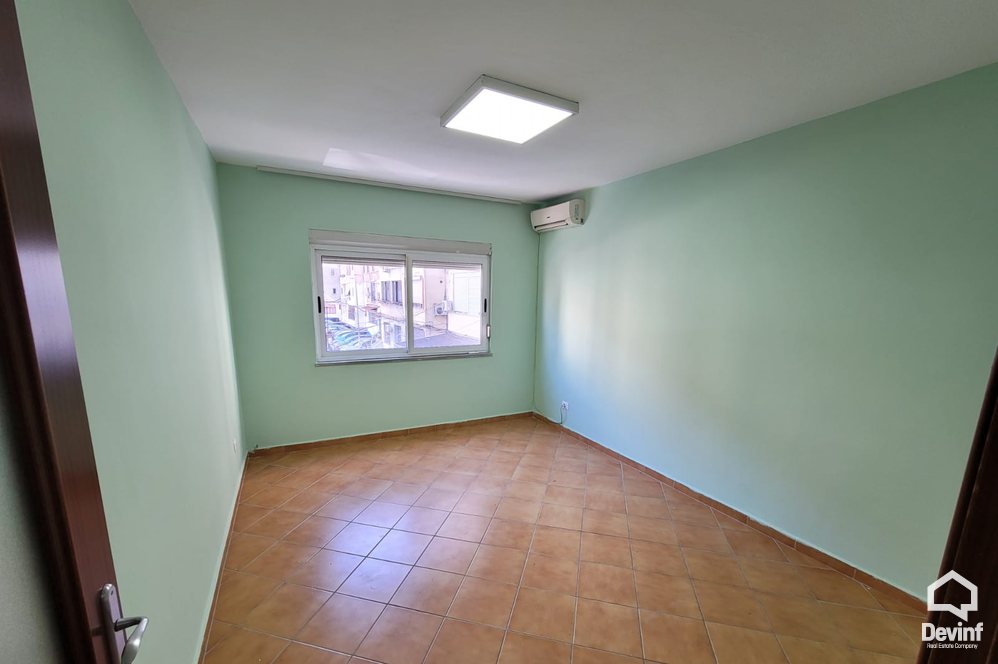 Tirane Qera Zyre 3+1 Zyre me qera ne Rrugen Elbasanit apartament zyre